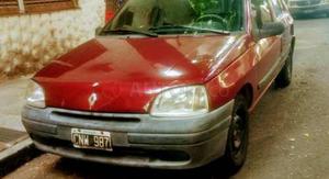 Renault Clio )