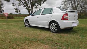 ASTRA GLS 2.0 IMPECABLE 