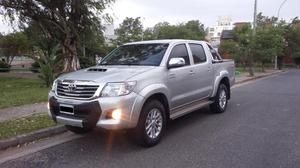Toyota Hilux Srv KM ! Impecable.