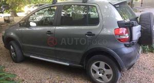 Volkswagen Crossfox ()