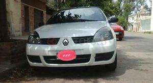 Renault Clio ()