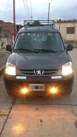 Vendo Peugeot Patagónica Hdi 1.6 Impecab