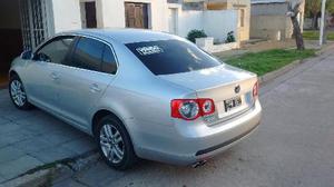 Volkswagen Vento 2.5 Advance usado  kms