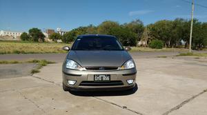 FORD FOCUS GHIA  FAFTA $ 