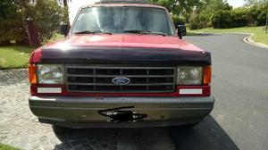 Ford F- Nafta Super Cab usado  kms