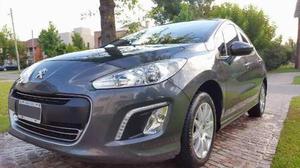 Peugeot Ptas. v Allure GPS (115cv)