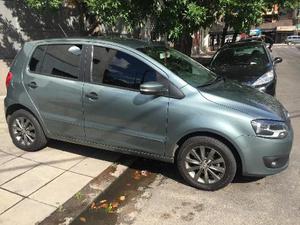 Volkswagen Fox Trendline 5P usado  kms