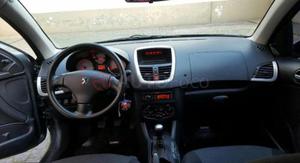 Peugeot 207 Compact ()