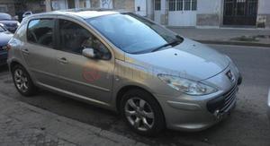 Peugeot )