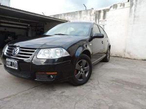 Volkswagen Bora 2.0 Comfortline usado  kms