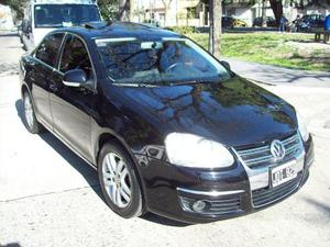 Volkswagen Vento 2.5 Advance Tiptronic usado  kms