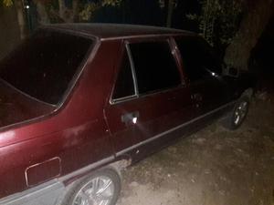 Auto Exelente Estado Motor 10 Puntos Mas Especificqcion X