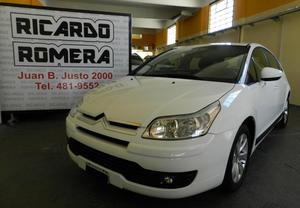 Citroen C4 5 puertas, motor 1,6 naftero con  km,