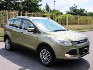 Ford Kuga 1.6T SEL 6MT FWD (150cv)