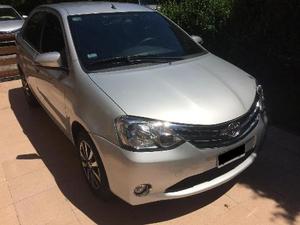 Toyota Etios Otra Versión usado  kms