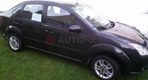 Ford Fiesta Max ()