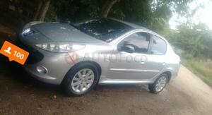 Peugeot 207 Compact ()