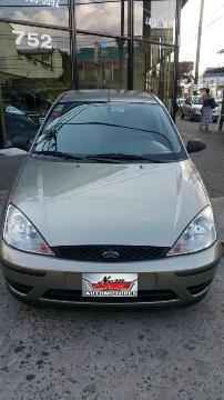 Ford Focus Ambiente 1.6 5P usado  kms