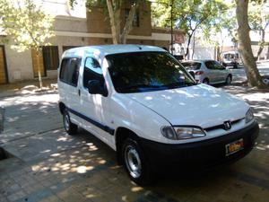 PARTNER 98 MOTOR 1.9 DIESEL VIDRIADA CON ASIENTOS TRASERO