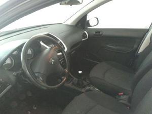 Peugeot 207 Compact XS 1.4 4P usado  kms