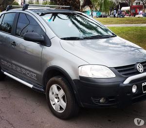 Volkswagen cross fox 1.6 full full MUY BUENA  PERMUTO!