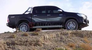 Toyota Hilux ()