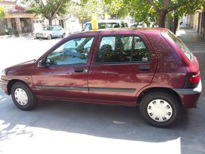 VENDO!!! RENAULT CLIO 