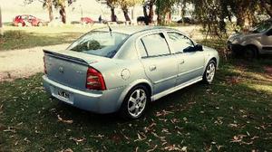 Chevrolet Astra 4P 2.0 8V GLS usado  kms