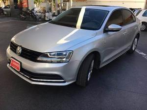 Volkswagen Vento 2.0 Advance Summer  Con Techo Impecable