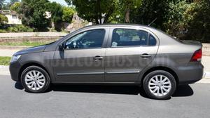 Volkswagen Voyage 1.6 Highline