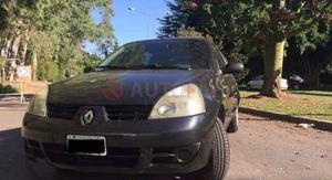 Renault Clio )