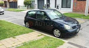 Renault Clio )