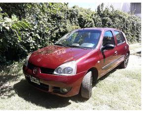 Vendo Renault Clio  puertas on  km a 