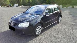 Volkswagen Golf 5P 1.6 Comfortline usado  kms