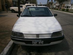 Peugeot 405