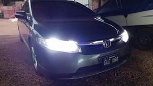 Vendo Honda Civic Año mil Km.