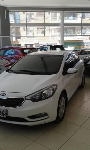 Kia Cerato 1.6 CRDI MT Full 4Ptas.