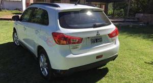 Mitsubishi Outlander ()