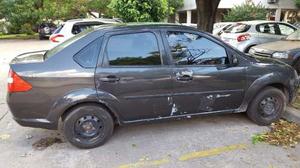 Ford Fiesta Max mp3