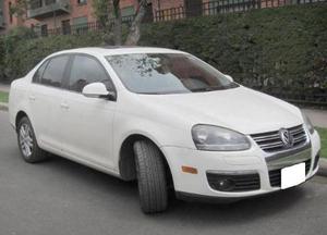 Volkswagen Bora 2.0 Trendline usado  kms