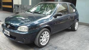 Corsa 3 puetas 1.6 AA y DH