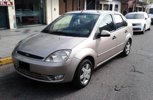 Ford Fiesta MAX con GNC