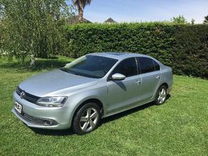 Volkswagen Vento 2.0 TDi Elegance Caja de sexta usado 