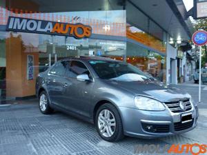 Volkswagen Vento 2.5 Advance Tiptronic usado  kms