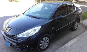 PEUGEOT  COMPACT XS NAFTA 4P . UNICO CORDBA