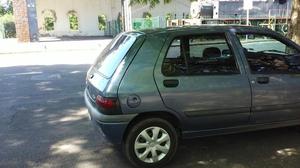 Renault Clio 98