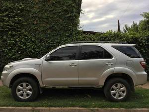 Toyota Hilux SW4 7 asientos full cuero