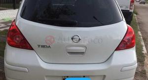 Nissan Tiida ()