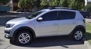 Renault Sandero Stepway ()