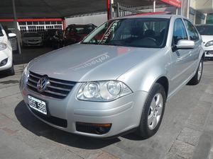 volkwagen bora 2.0 trendline M/T año 